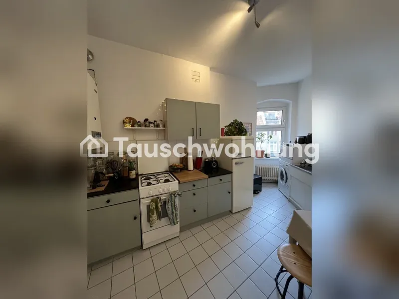 Tauschwohnung: 1.5 Z Altbau gegen Wohnung im Schillerkiez — photo 1